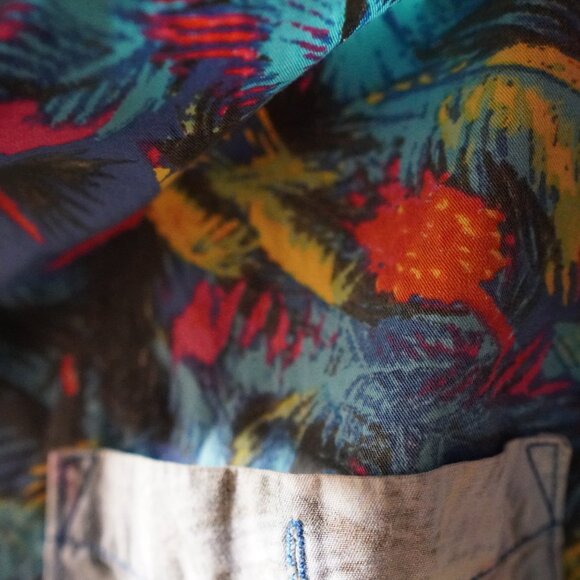 Tropical Shirt - Picture 3 of 3